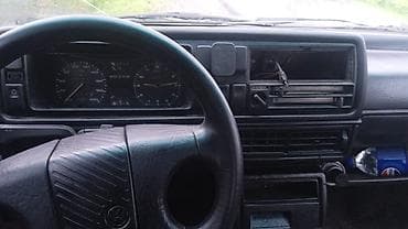 перья: Volkswagen Jetta: 1991 г., 1.8 л, Ручные, Бензин, Седан — 9