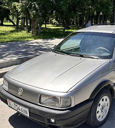Volkswagen Passat Variant: 1988 г., 1.8 л, Механика, Бензин, Универсал