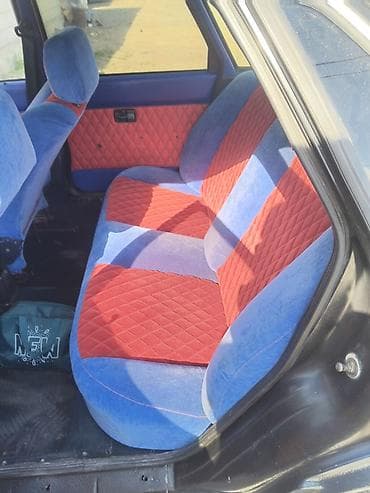 Audi: Audi 80: 1980 г., 1.8 л, Кол менен иштөөчү, Бензин, Седан — 5