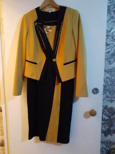 Костюм двойка размер 44,46 в отличном состоянии обменяю на