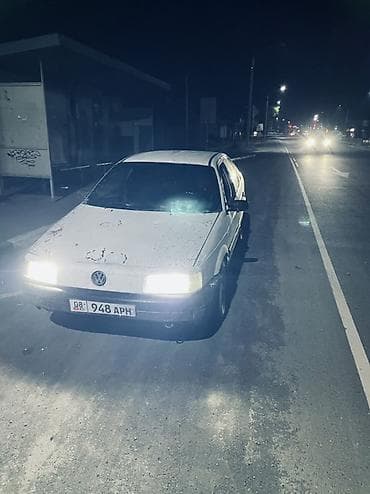 srv 2: Volkswagen Passat: 1988 г., 1.8 л, Бензин, Седан — 1