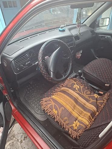 cdi 2 7: Volkswagen Golf: 1992 г., 1.6 л, Механика, Бензин — 5