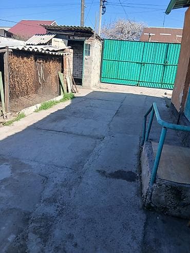 пол дома бишкек: Продам пол дома,в доме на два хозяина. Отдельный двор. Площадь 92кв.м — 3