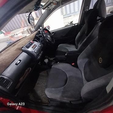 куплю авто хонда фит: Honda Fit: 2003 г., 1.3 л, Автомат, Бензин, Хэтчбэк — 8