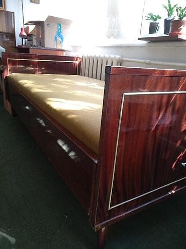 used bed: Срочно! Односпальная кровать из цельного массива дерева. Румынская — 3