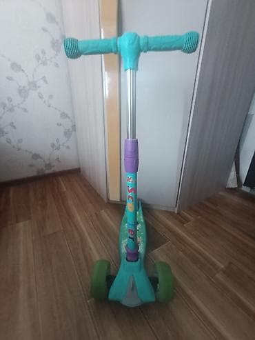 Детский самокат, Трёхколёсный, Б/у