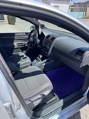 sonata 2016: Volkswagen Golf V: 2004 г., 2 л, Автомат, Бензин, Лифтбек — 9