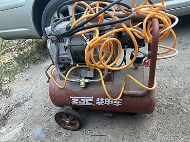 Инструменты: Компрессор Для покраски, Электрический, Поршневой, Б/у — 1