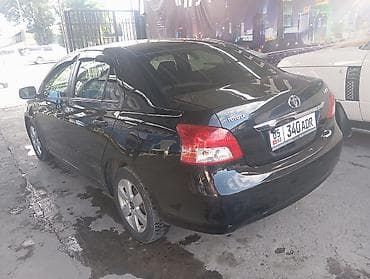 Продажа авто: Toyota Belta: 2009 г., Автомат, Седан — 3