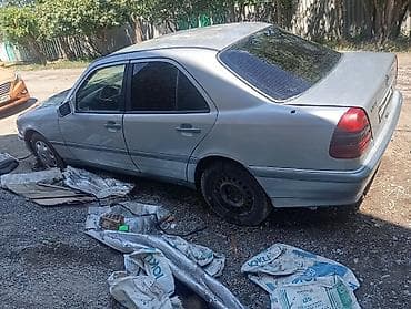 Продажа авто: Mercedes-Benz C-Class: 1994 г., Седан — 8