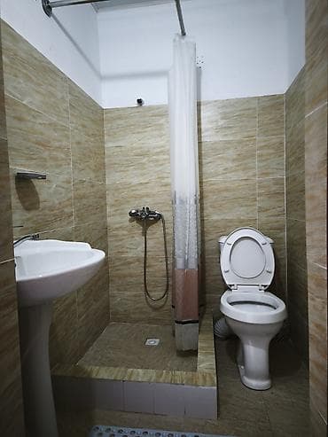 караен: Гостиница на Иссык-Куле, Кара-Ой (Долинка), 10+ мест — 6
