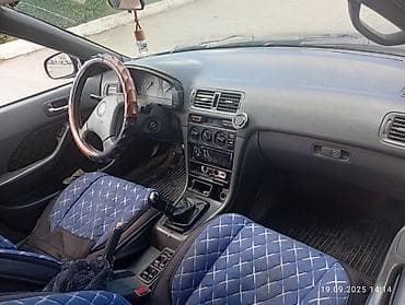avensis 2001: Honda Accord: 1994 г., Механика, Седан — 1