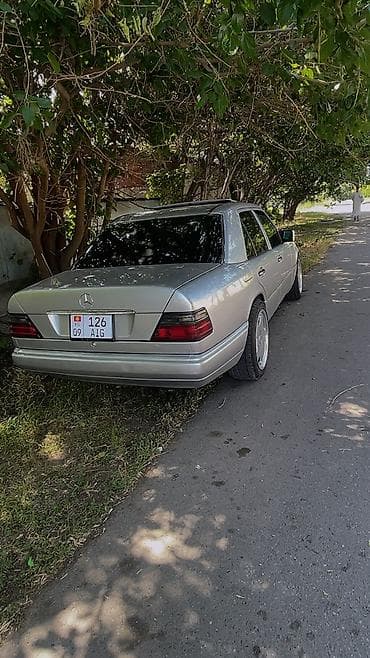 e 302: Mercedes-Benz E-Class: 1993 г., 3.2 л, Автомат, Бензин, Седан — 7