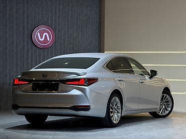 клима: Lexus ES: 2020 г., Гибрид, Седан — 5