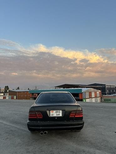 дверные карты бмв е34: Mercedes-Benz E-Class: 1997 г., 4.2 л, Автомат, Бензин, Седан — 7