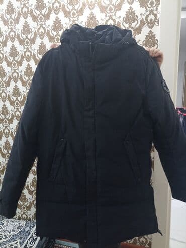 куртка зимние: Мужская зимняя куртка тёмно‑серого цвета. Характеристики: - — 1