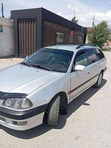 Toyota Avanza: 1998 г., 2 л, Механика, Бензин, Универсал — 2