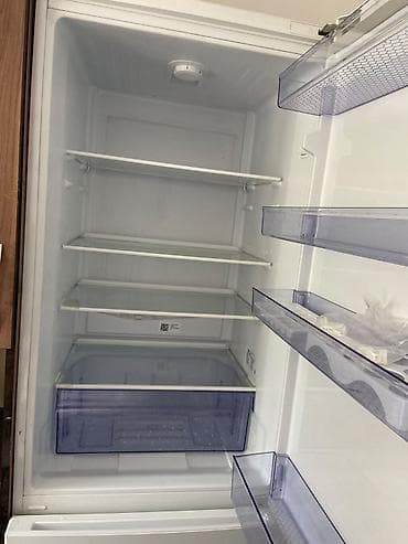 deepcool da: Холодильник Beko, двухкамерный, белый. Нижняя морозильная камера — 4