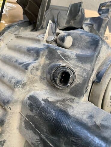 запчасти на мицубиси паджеро 2: Передняя левая фара Mitsubishi 2012 г., Б/у, Оригинал, Япония — 5