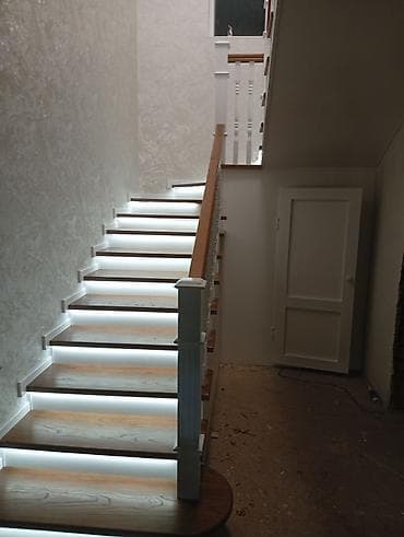 Готовые ступеньки для лестниц: Деревянная лестница Для дома, Форма лестницы: Много-маршевая, Стиль: Классический — 5