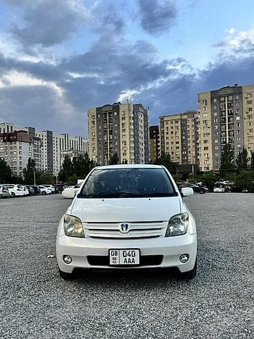 Toyota Ist: 2003 г., 1.5 л, Автомат, Бензин, Седан — 2