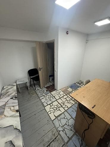 аламидин рынок: Аренда офисов, 12 м², В административном здании, С отдельным входом — 1