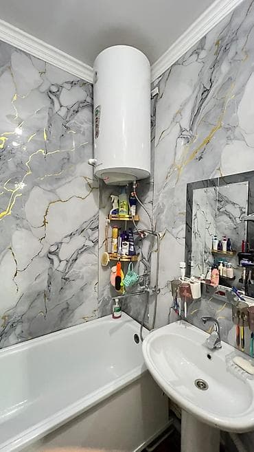 квартира 5 комнатная: 3 комнаты, 70 м², 105 серия, 5 этаж, Косметический ремонт — 6