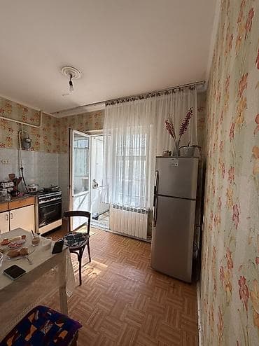 продаю квартиру жал: 1 комната, 34 м², 105 серия, 1 этаж, Косметический ремонт — 7