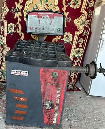 Авто тейлөө жабдуулары: Комплект оборудования для шиномонтажа Состав: - Шиномонтажный станок — 2