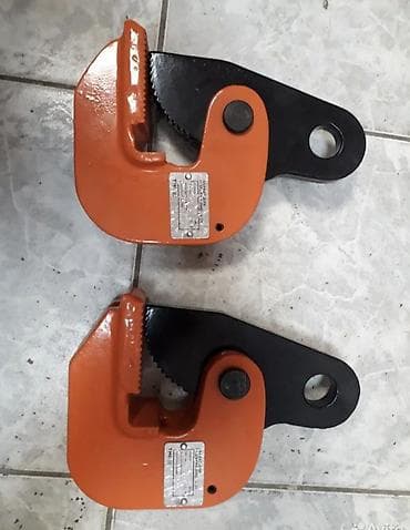 кам кыш станок: Захваты для вертикального подъёма листового металла (пара) - Тип — 2