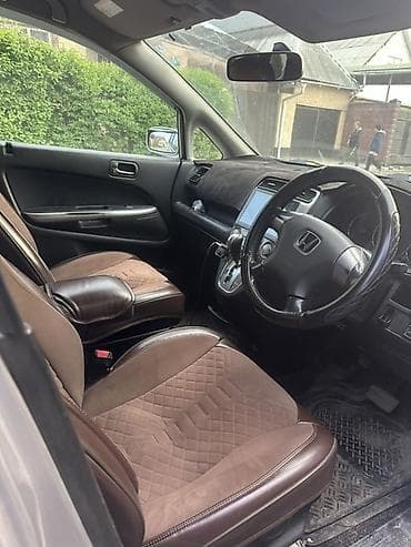 Honda Stream: 2004 г., 1.7 л, Автомат, Бензин, Универсал — 9