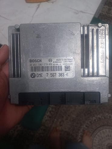 электронный блок управление: Блок управления двигателем (ЭБУ) BOSCH для BMW - Производитель: BOSCH — 1