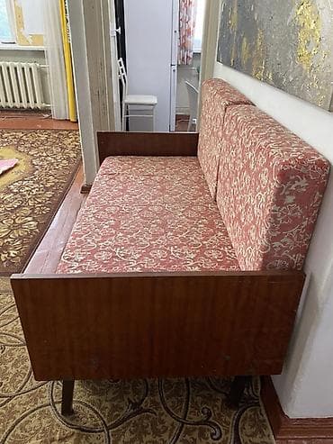 Диваны: Прямой диван, Б/у — 3