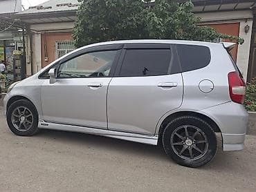 honda jazz 2011: Honda Fit: 2002 г., 1.3 л, Вариатор, Бензин, Хэтчбэк — 4