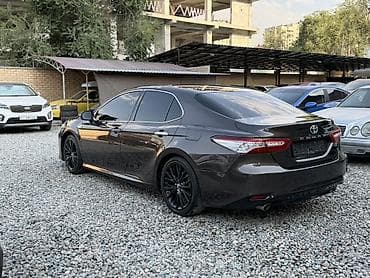 лобовое камри: Toyota Camry: 2018 г., 2.5 л, Вариатор, Гибрид, Седан — 5