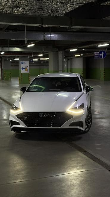 санато нюрайс: Hyundai Sonata: 2022 г., 1.6 л, Автомат, Бензин, Седан — 2
