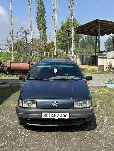 тук сокулук: Volkswagen Passat Variant: 1990 г., Кол менен иштөөчү, Бензин, Универсал — 4