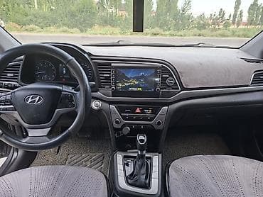 Hyundai Avante: 2018 г., 1.6 л, Автомат, Бензин, Седан — 9