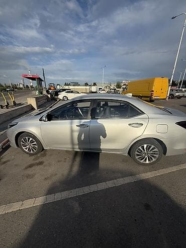 rd 1: Toyota Corolla: 2019 г., 1.8 л, Автомат, Электромобиль, Седан — 2