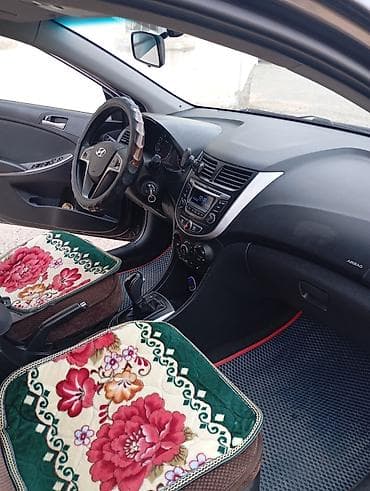 рага на авто: Hyundai Solaris: 2015 г., 1.6 л, Автомат, Бензин, Седан — 2