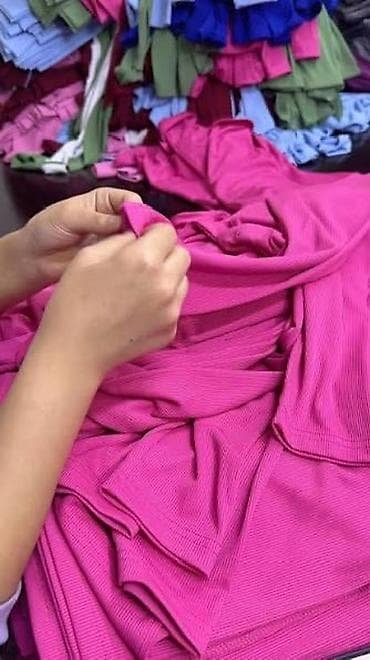 работа в детском магазине: Требуются сотрудники на чистку срочно!!! График работы с 09:00-18:00 — 1