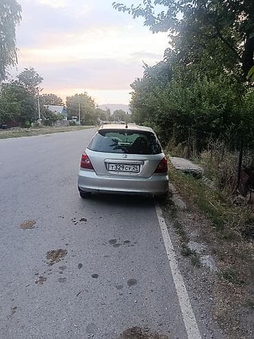 lexus sedan: Honda Civic: 2001 г., 1.5 л, Автомат, Бензин, Хэтчбэк — 6