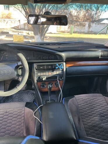 передний бампер на w124: Audi 100: 1993 г., 2.6 л, Автомат, Бензиновая, Седан — 6