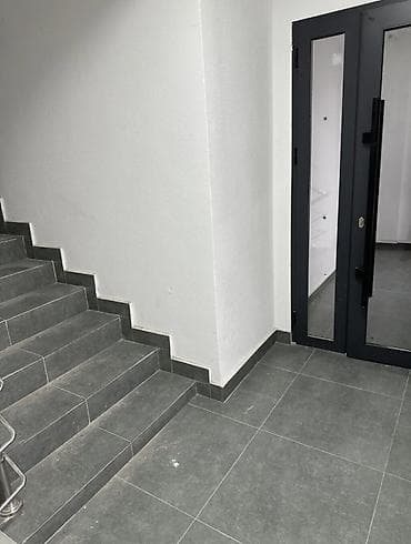 3: 3 комнаты, 90 м², Элитка, 2 этаж — 5