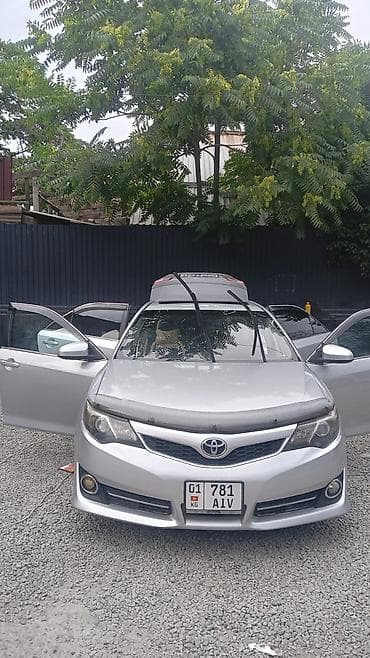 Toyota Camry: 2014 г., Автомат, Бензин, Седан — 1