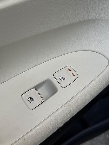 bmw 3: Hyundai Grandeur: 2021 г., 2.4 л, Гибрид — 6