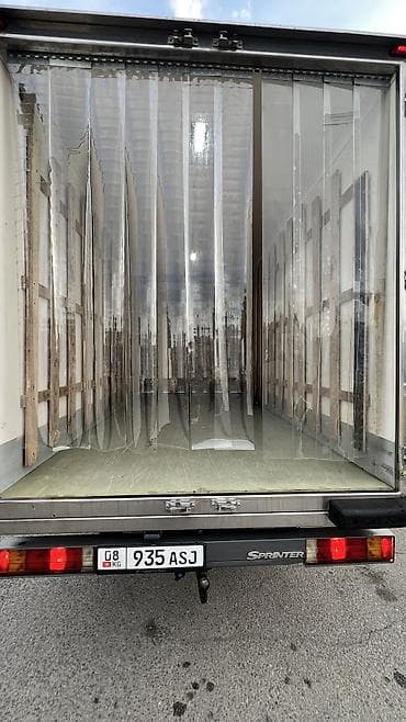 Жеңил жүк ташуучу унаа, Mercedes-Benz, Стандарт, 2 т, Колдонулган — 6