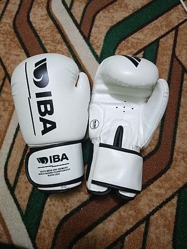 обувь сабо: Боксерские перчатки IBA, белые, 10 oz. новые с коробкой могу за 1100 — 1