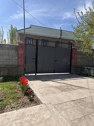 сдам времянка: Манас Шаары Октябрьскийден 19 сотых Жер Уй Сатылат 5 комнат чон Уй 3 — 1