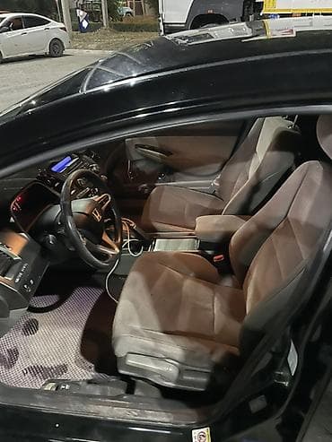 Honda Civic: 2008 г., 1.3 л, Вариатор, Гибрид, Седан — 6